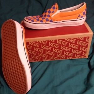 Orange a blue Checked Vans